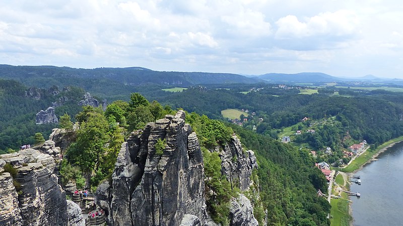 File:Bastei bei Rathen 89.JPG