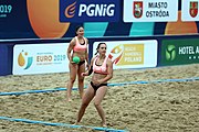 Deutsch: Beachhandball Europameisterschaften 2019 (Beach handball Euro); Tag 5: 6. Juli 2019 – Frauen, Platzierungsspiel für die Ränge 17–20, Nordmazedonien-Slowenien 0:2 (10:13, 9:15) English: Beach handball Euro; Day 5: 6 July 2019 – Placement Match/Cross Match for rank 17–20 Women – North Macedonia-Slovenia 0:2 (10:13, 9:15)