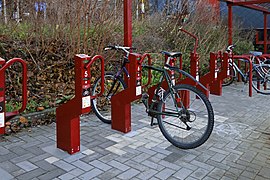 Belgique - Louvain-la-Neuve - Gare - Parking à vélos - 02.jpg