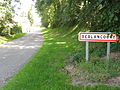 Berlancourt (Aisne) city limit sign.JPG