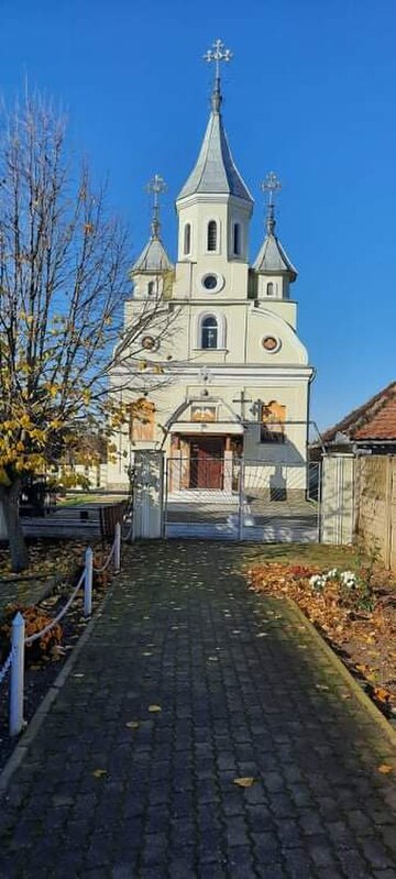 Fájl:Biserica_Pogorârea_Sfântului_Duh_din_Pișchia.jpg