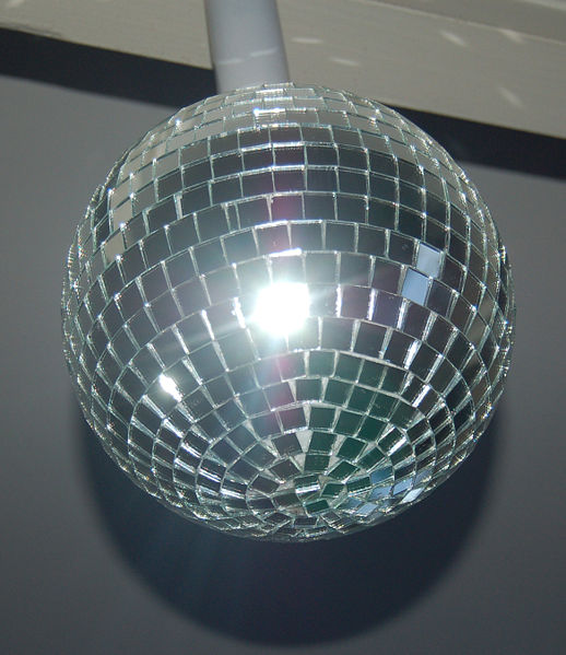 File:Boule disco.jpg