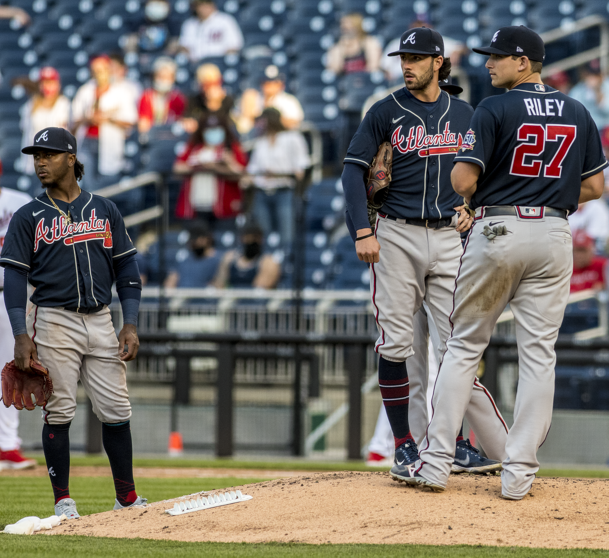 File:Juan Soto in the on deck position from Nationals vs. Braves at  Nationals Park, April 6th, 2021 (All-Pro Reels Photography) (51101804218)  (cropped).png - Wikimedia Commons