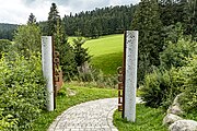 Der Donauursprung in der Nähe von Furtwangen im Schwarzwald. Hier entspringt die Breg, der längsten Quellfluß der Donau in der Nähe der Martinskapelle