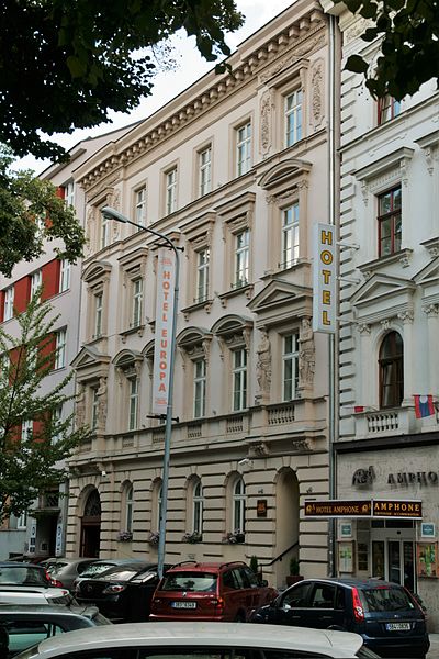 File:Brno, třída Kpt. Jaroše, Hotel Europa (2204).jpg