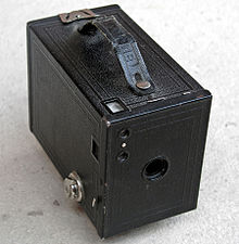 Kodak No. 2 Brownie box camera, circa 1920 Brownie2 overview3.jpg