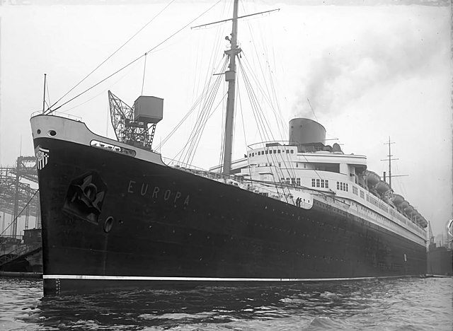 August 15, 1928: Germany launches the high-tech luxury liner SS Europa