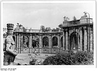 Bundesarchiv Bild 183-S97646, Berlin, Friedrichshain, Märchenbrunnen.jpg