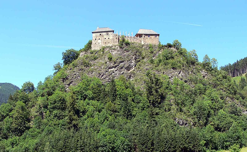 File:Burgruine Dürnstein (Steiermark).jpg