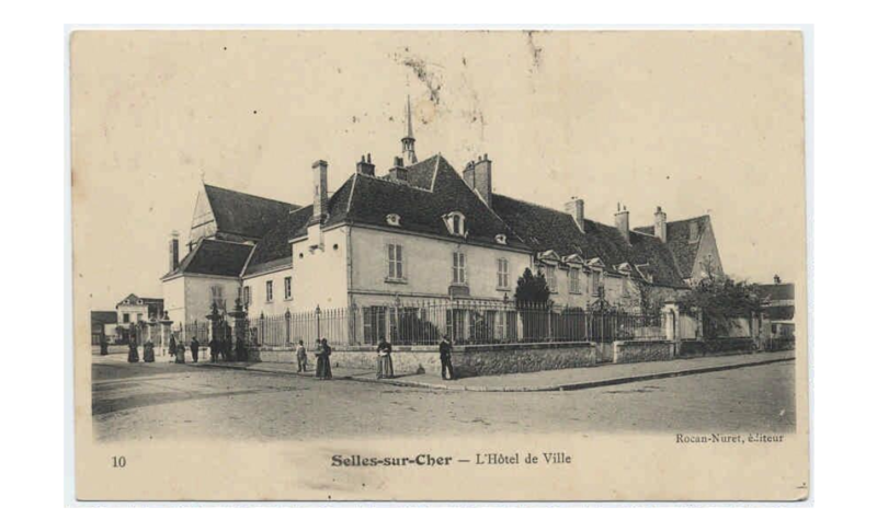 File:Cartes postales de la collection des Archives départementales (FRAD041 6 FI) - 6 Fi 242-37 L'hôtel de ville.png