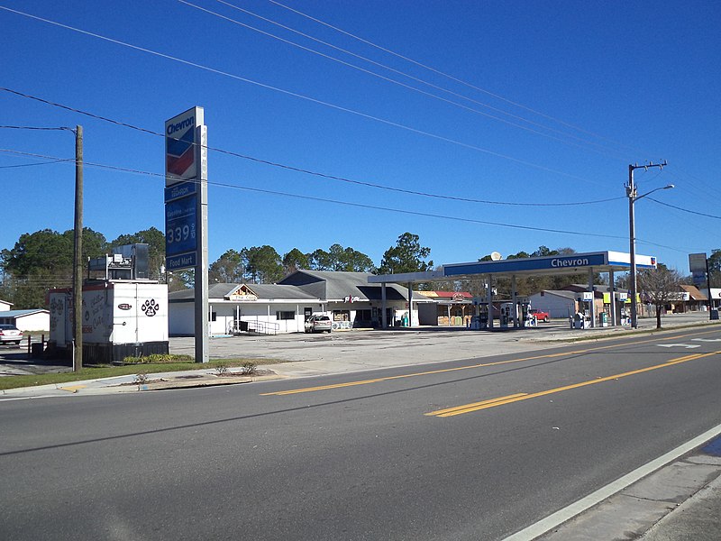 File:Chevron, US90, Macclenny.JPG