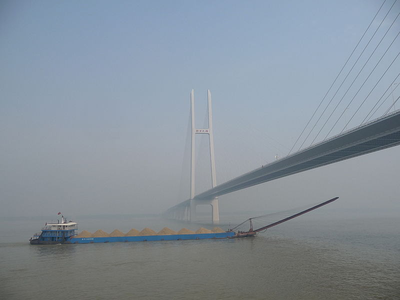 File:China Yangtze Bridge.jpg