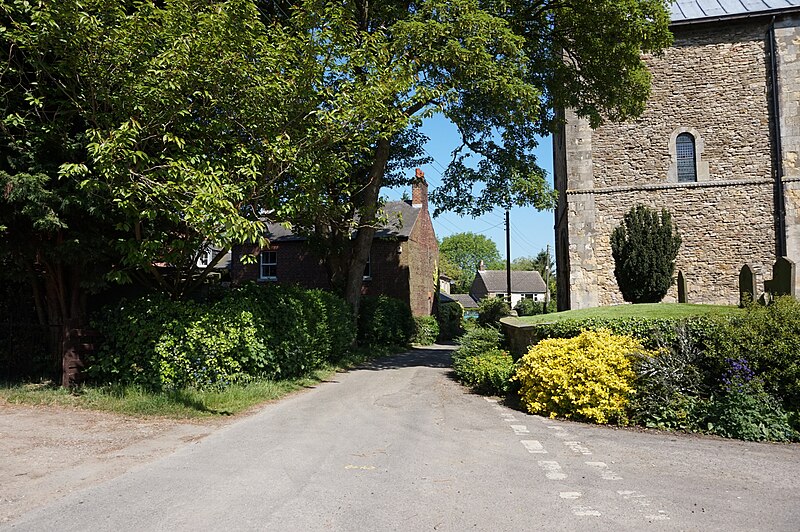 File:Church Road, Stow - geograph.org.uk - 5888037.jpg