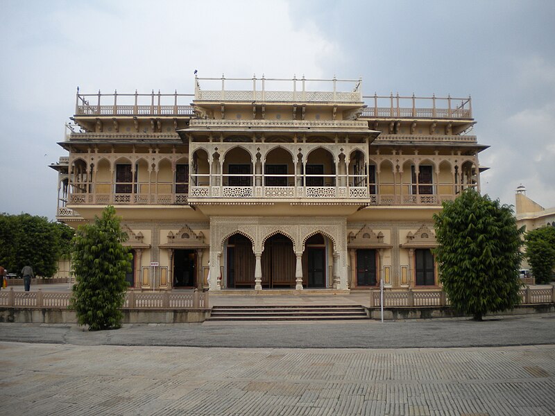 File:City Palace Jaipur - Mubarak Mahal.jpg