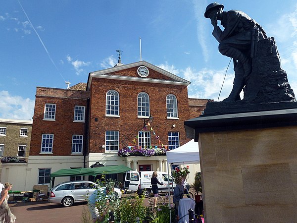 Huntingdon Town Hall and The Thinking Soldier War Memorial