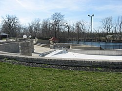 Columbus Grove Municipal Pool, sebuah situs bersejarah di kota