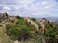 Vista del Castillo de Cornatel desde la Casa Colgada.