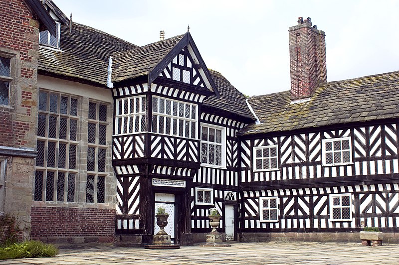 File:Courtyard from the south-west.jpg