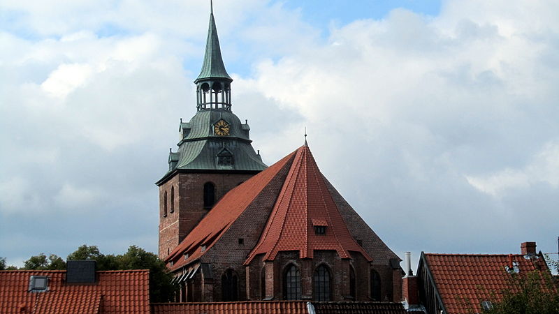 File:Deutschland Niedersachsen Lüneburg Michaeliskirche 1.jpg