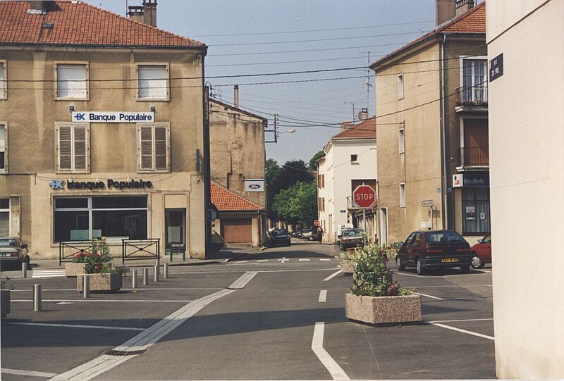 File:Dieuze 1996 Photo RueDuPrel.jpg