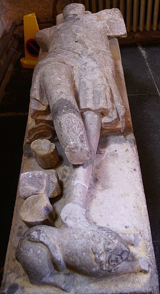 File:Dornoch Cathedral 20090615 effigy Richard de Moravia.jpg