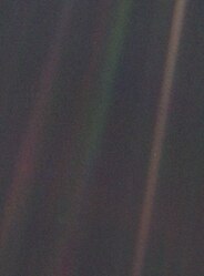Voyager 1: Pale Blue Dot