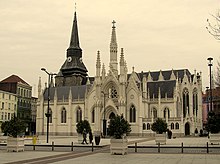 Kirche Saint Martin gegenüber dem Rathaus