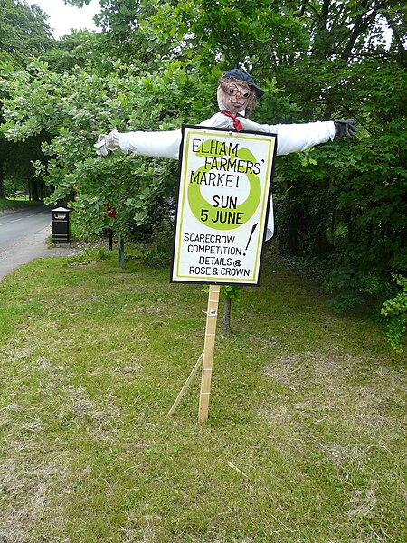 File:Elham’s 2016 scarecrow competition - geograph.org.uk - 5009599.jpg