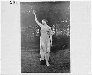 Elizabeth Duncan (dancer) American dancer, dance and music educator