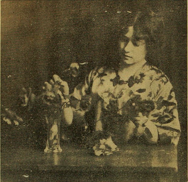 File:Ella Tanner-Smith (Grizzly Bear, 1913).png