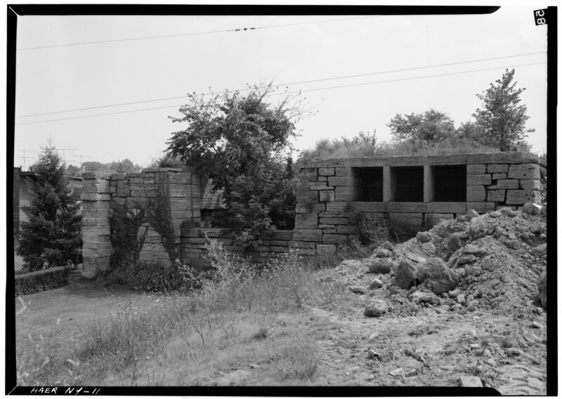 File:Erie Canal (Enlarged), Lock Number 18, 252 North Mohawk Street, Cohoes, Albany County, NY HAER NY,1-COHO,5A-3.tif