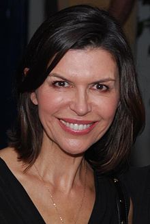 Finola Hughes October 2013 (altranĉite).jpg