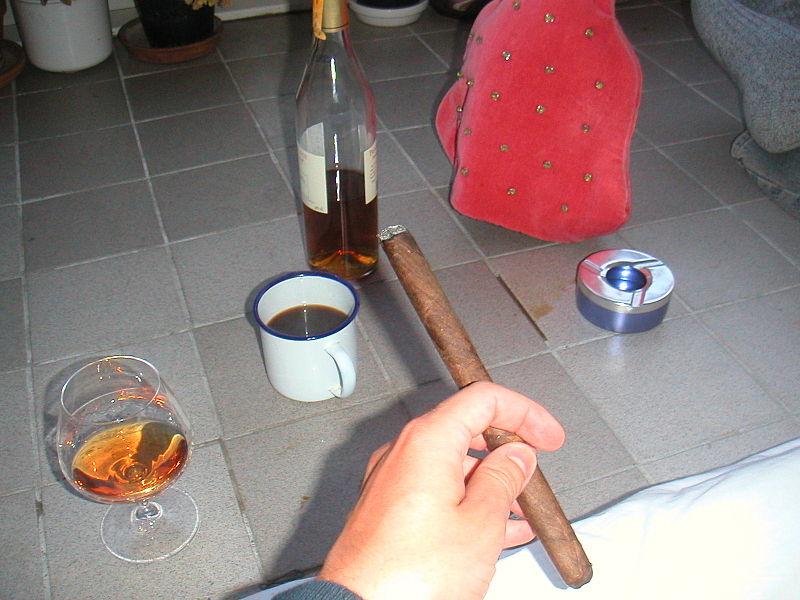 File:Flickr - cyclonebill - Kaffe og cognac (1).jpg