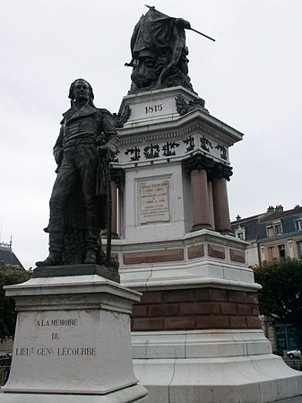 Statue du général Lecourbe