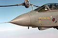 Tornado GR4 fent benzina de la cistella d'un avió d'abastament VC-10 de la RAF sobre Iraq.
