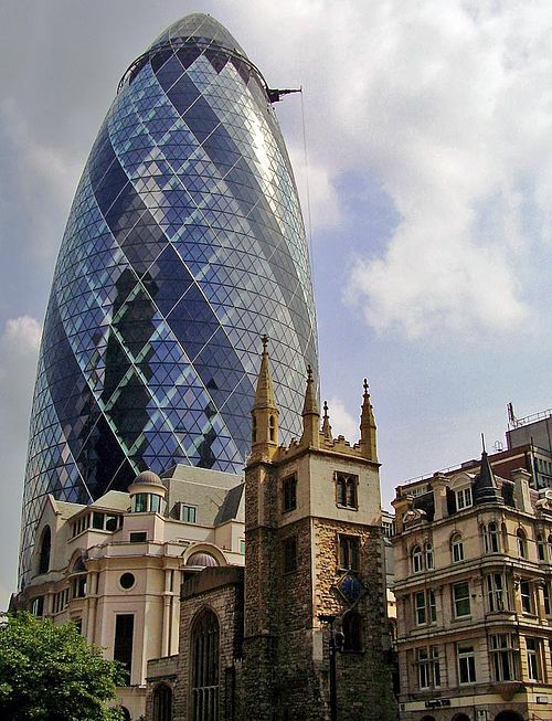 Архитектурные сооружения 20 века. Морис Кюло архитектура. The Gherkin в Лондоне.