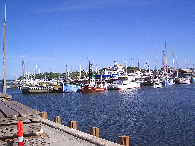 File:Gilleleje-inner-harbour01.jpg