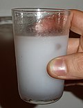 Gambar mini seharga Arak (minuman keras Mediterania Timur)