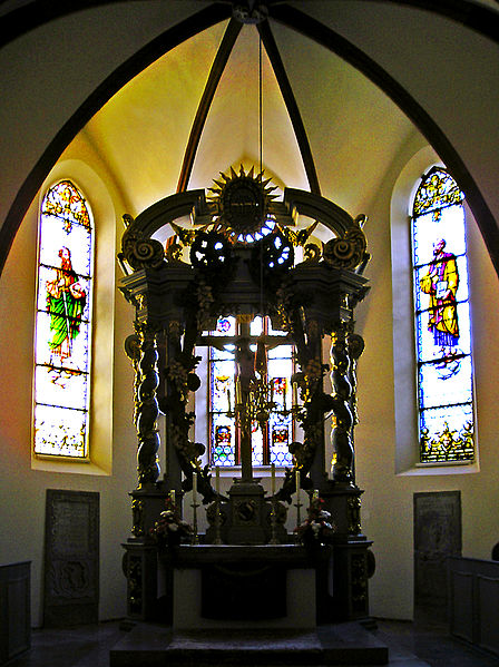 File:Gräfenberg-Stadtkirche-Altar-16-05-2005.jpeg