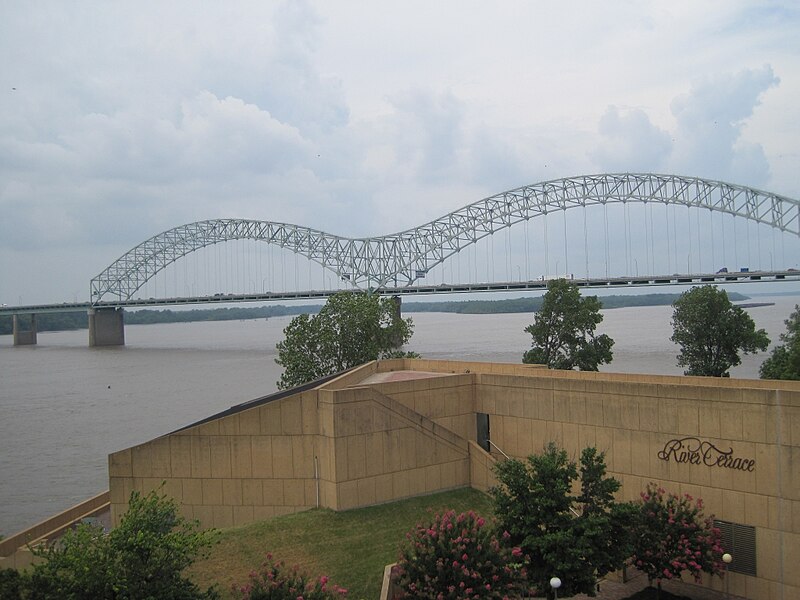 File:Hernando DeSoto Bridge from Mud Island Memphis TN 01.jpg