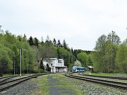 Železniční stanice Jedlová po rekonstrukci (květen 2021)
