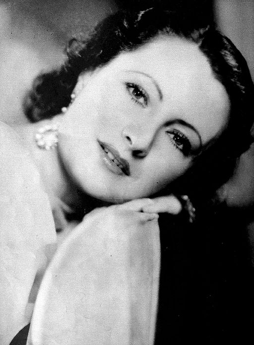 Jill Esmond 1932