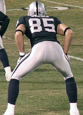 <span class="mw-page-title-main">John Madsen (American football)</span> American football player (born 1983)