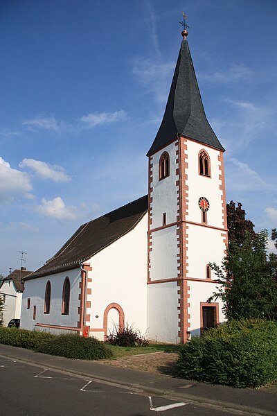 File:Karlstein Alte Kirche Dettingen.JPG