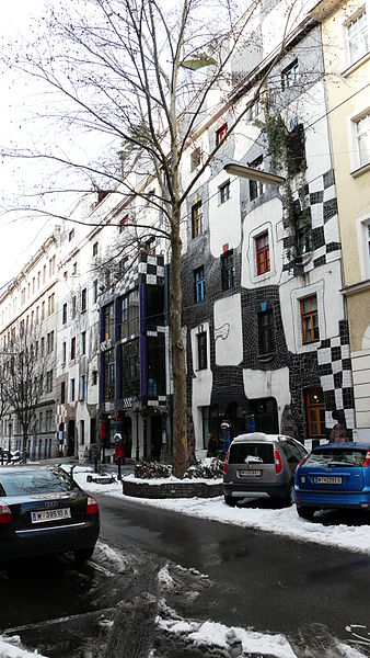 File:Kunsthaus Wien 01.JPG