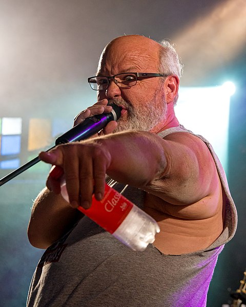 File:Kyle Gass Band (ZMF 2017) jm33936.jpg