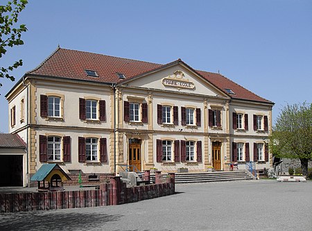 Lachapelle sous Rougemont, Mairie école