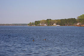 Illustrasjonsbilde av artikkelen Lac Gaston