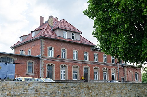 Laucha an der Unstrut, Bahnhofstraße, Bahnhof-001