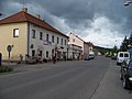 Čeština: Loděnice, okres Beroun. Plzeňská 44, zastávka Loděnice. English: Loděnice, Beroun District, Central Bohemian Region, Czech Republic. Plzeňská 44, bus stop Loděnice. Camera location 49° 59′ 38.4″ N, 14° 09′ 25.9″ E    View all coordinates using: OpenStreetMap